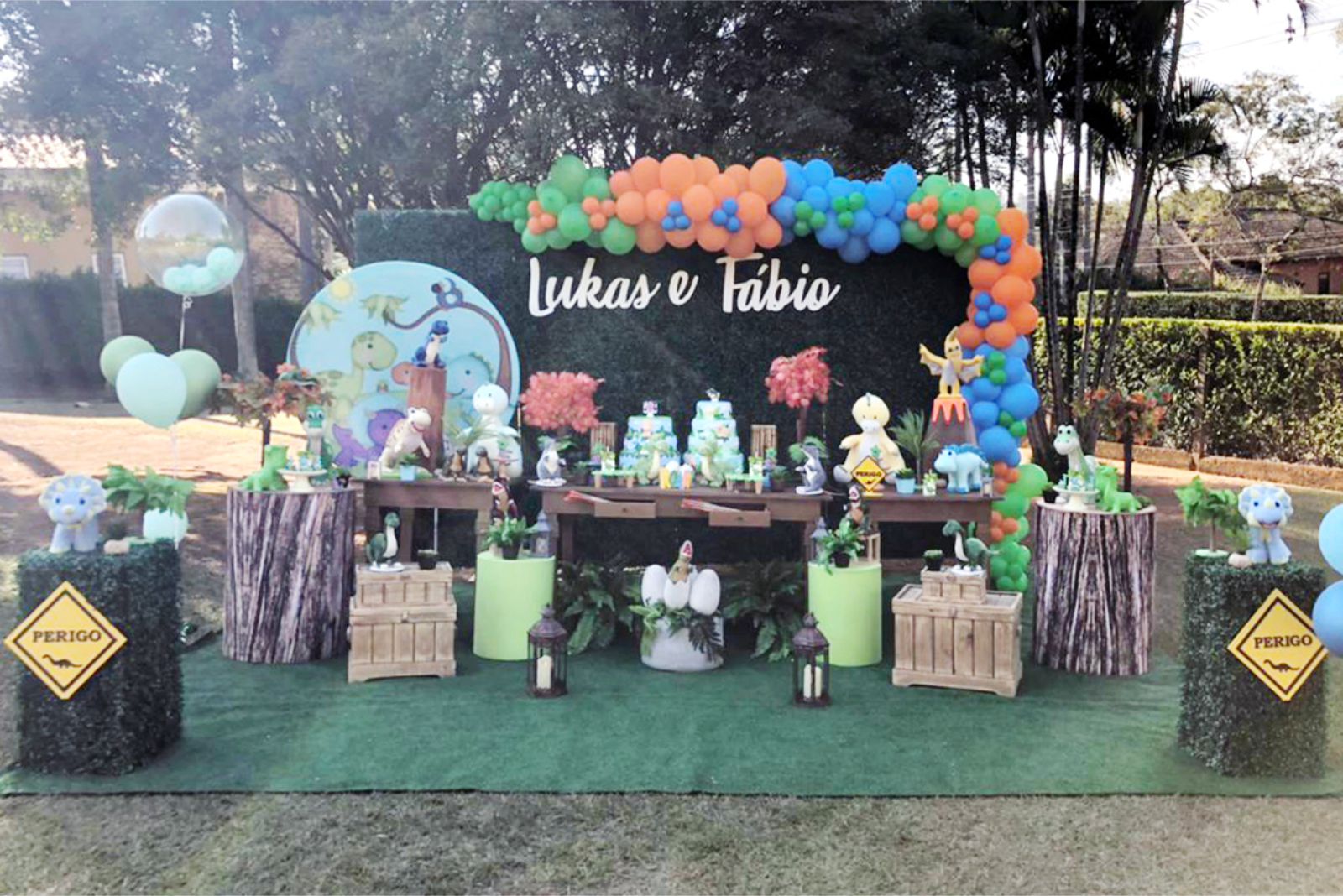 Dino Baby para Irmãos